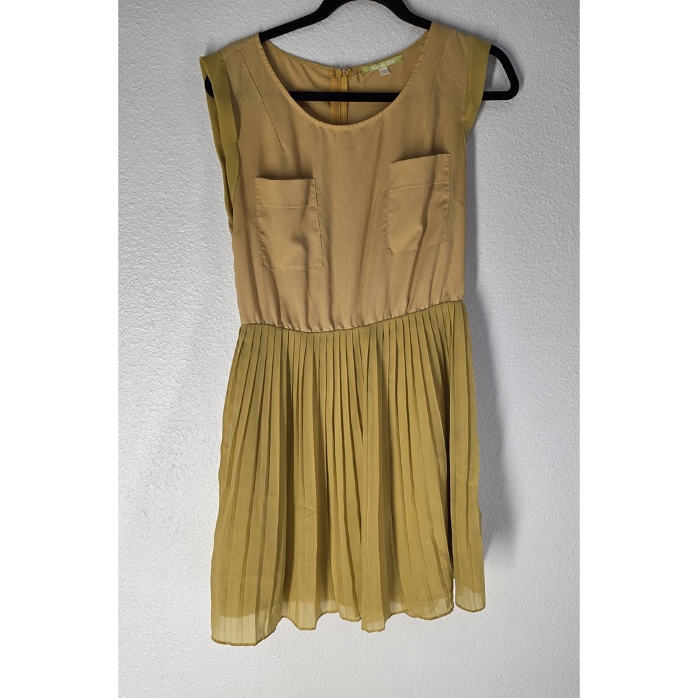 Gianni Bini Sleeveless Mini Dress S Mustard Yellow Solid Round Neck Pleated